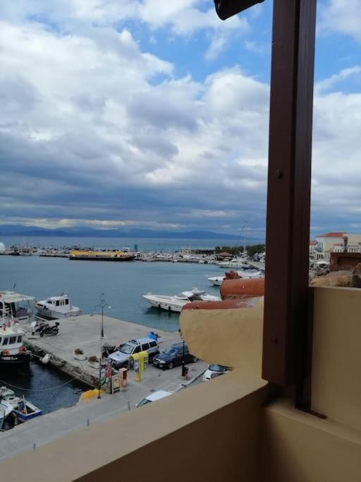 Aegina Port Apt 2-Διαμέρισμα Στο Λιμάνι Της Αίγινας 2 Exterior foto